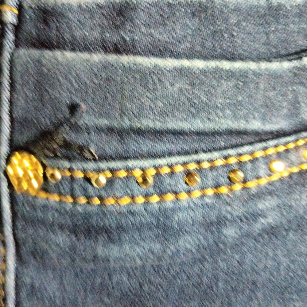 Pants - Picture 2 of 6